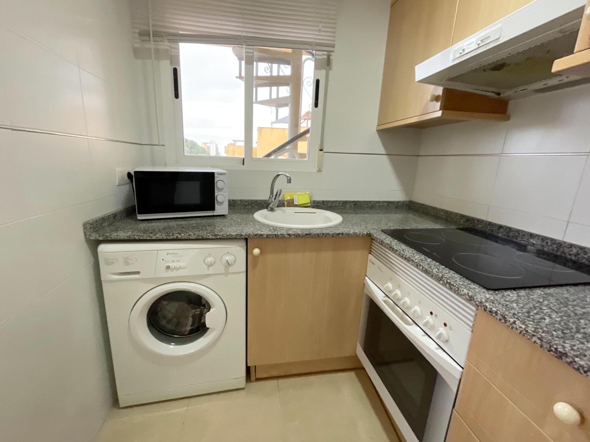 Apartamentos Los Almendros 3000 오로페사델마르 외부 사진